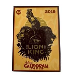 Disneyland California Adventure AP Passholder 2019 Exclusive Gift Lion King Pin
